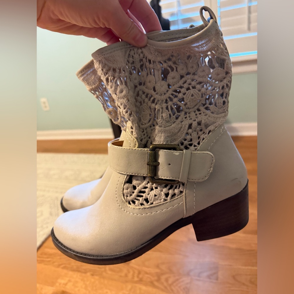 BareTraps Cream Crochet Lace Ankle Booties with Buckle